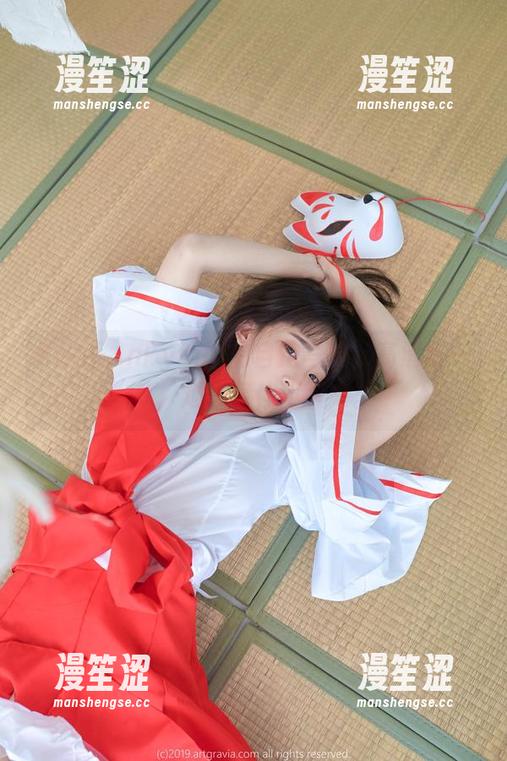 Kang Inkyung Kang Inkyung的自拍写真,高清每一处,难怪我停不下来。
